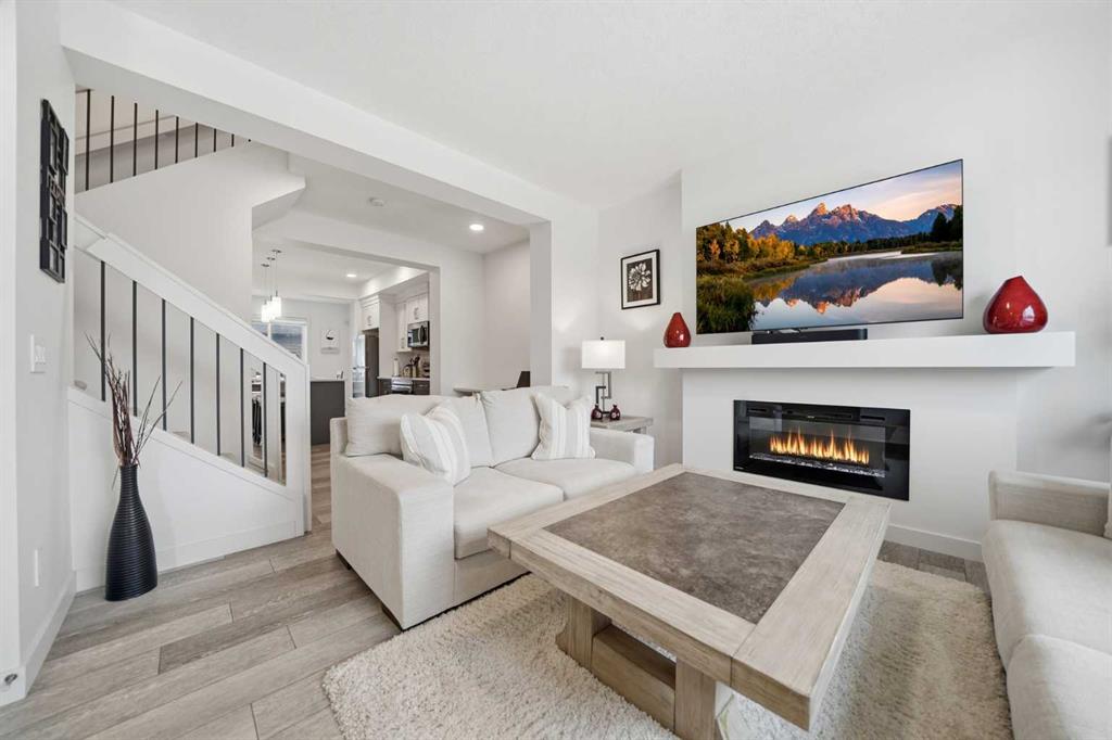 Additional image 3 of 171 Wolf Creek Avenue SE, Calgary, AB, T2X 4V1
