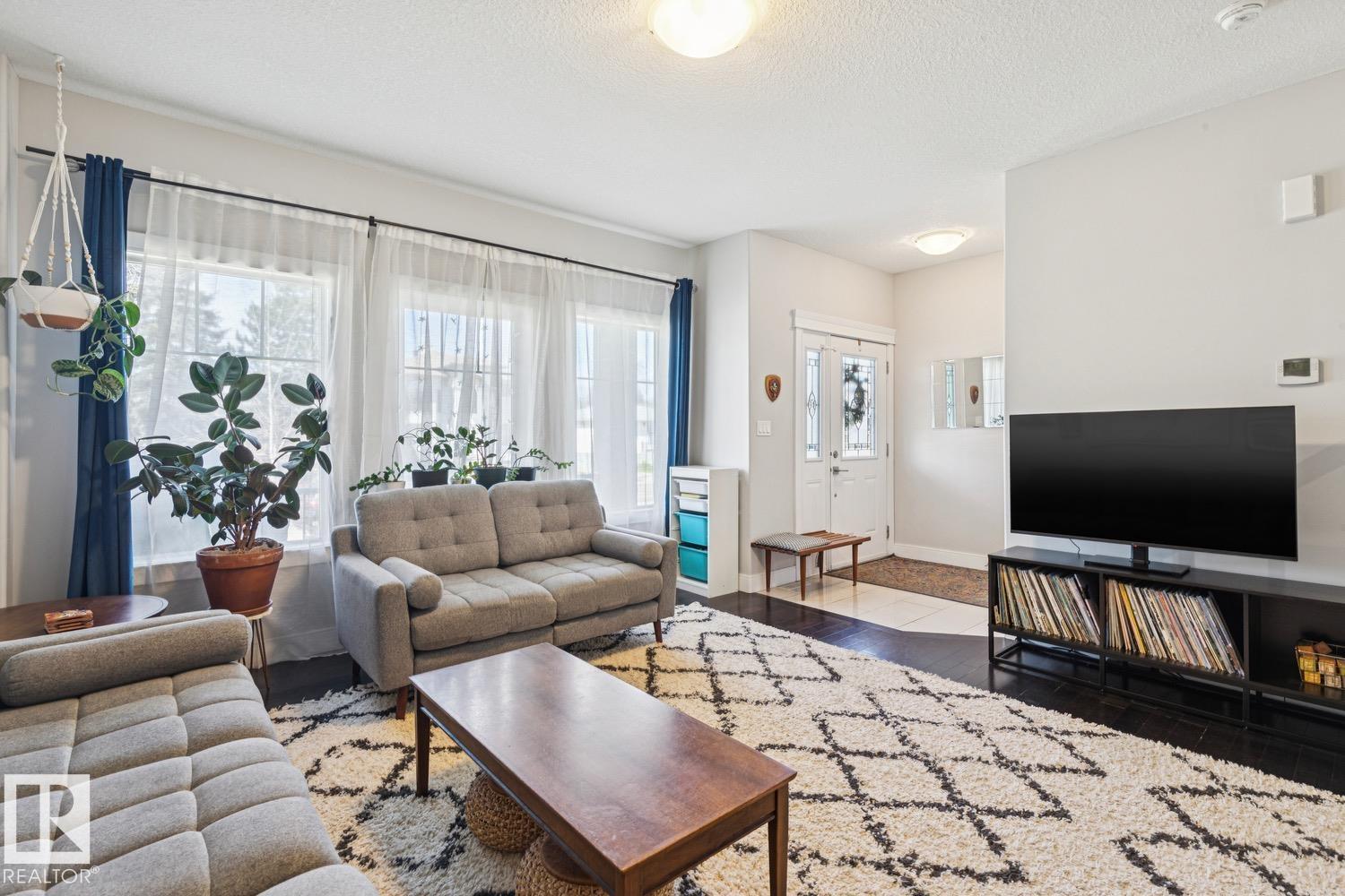 Additional image 5 of 9919 79 Street NW, Edmonton, AB, T6A3G2