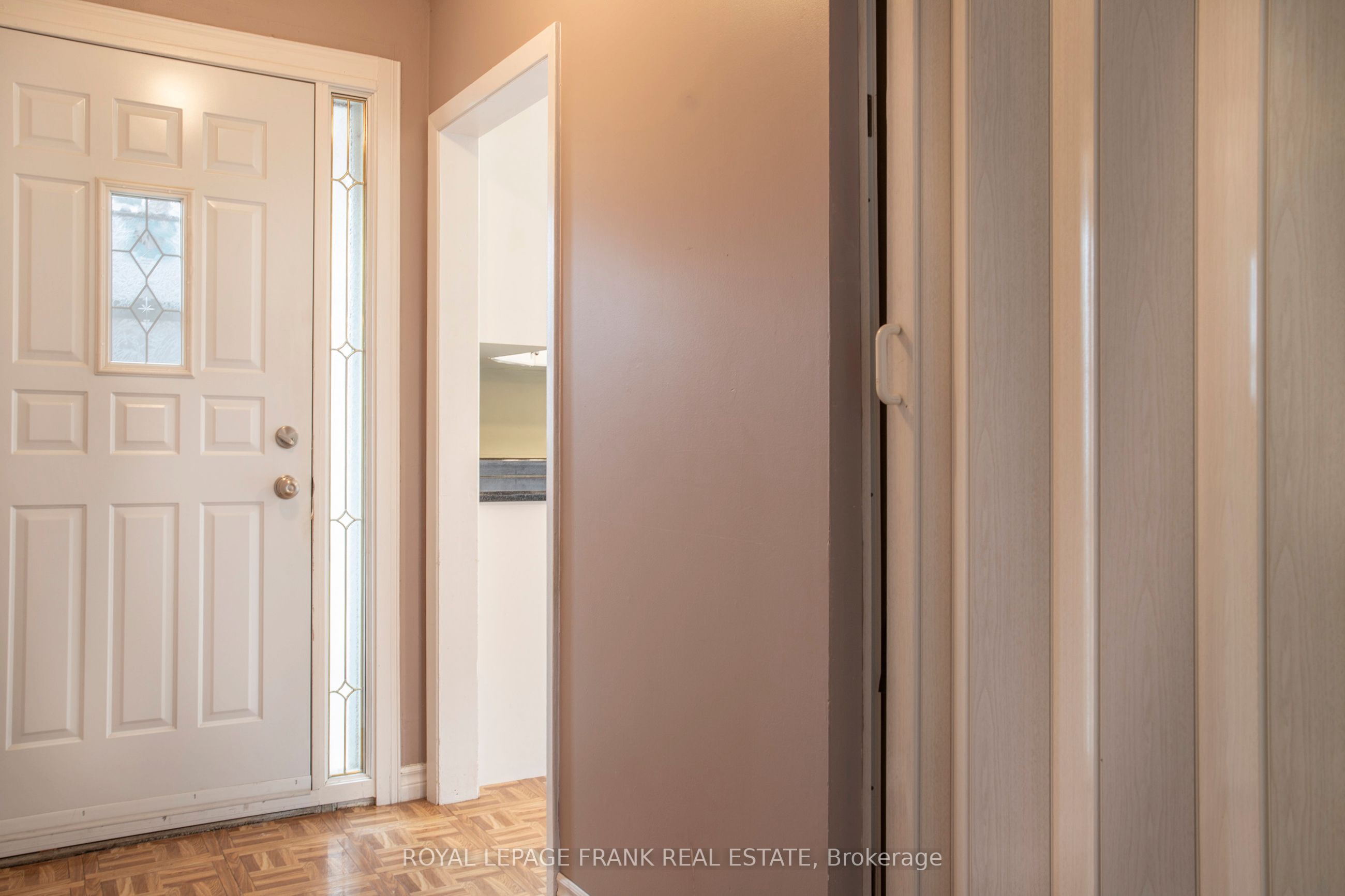 Additional image 3 of 25 Shoreland Crescent, Toronto, ON, M1G 1M4