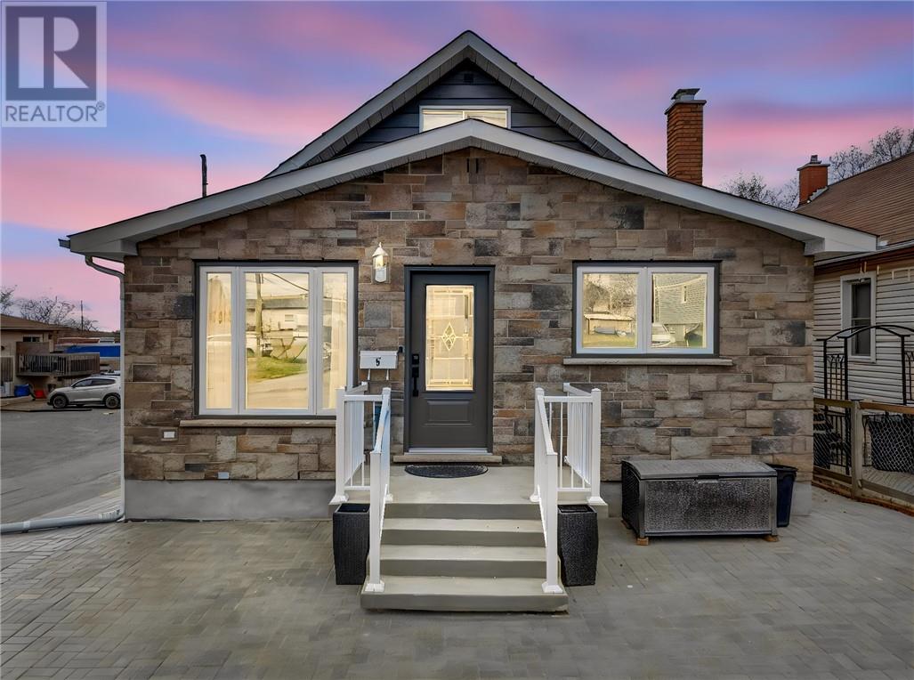 Additional image 2 of 5 Tuddenham Avenue, Sudbury, ON, P3C3E9