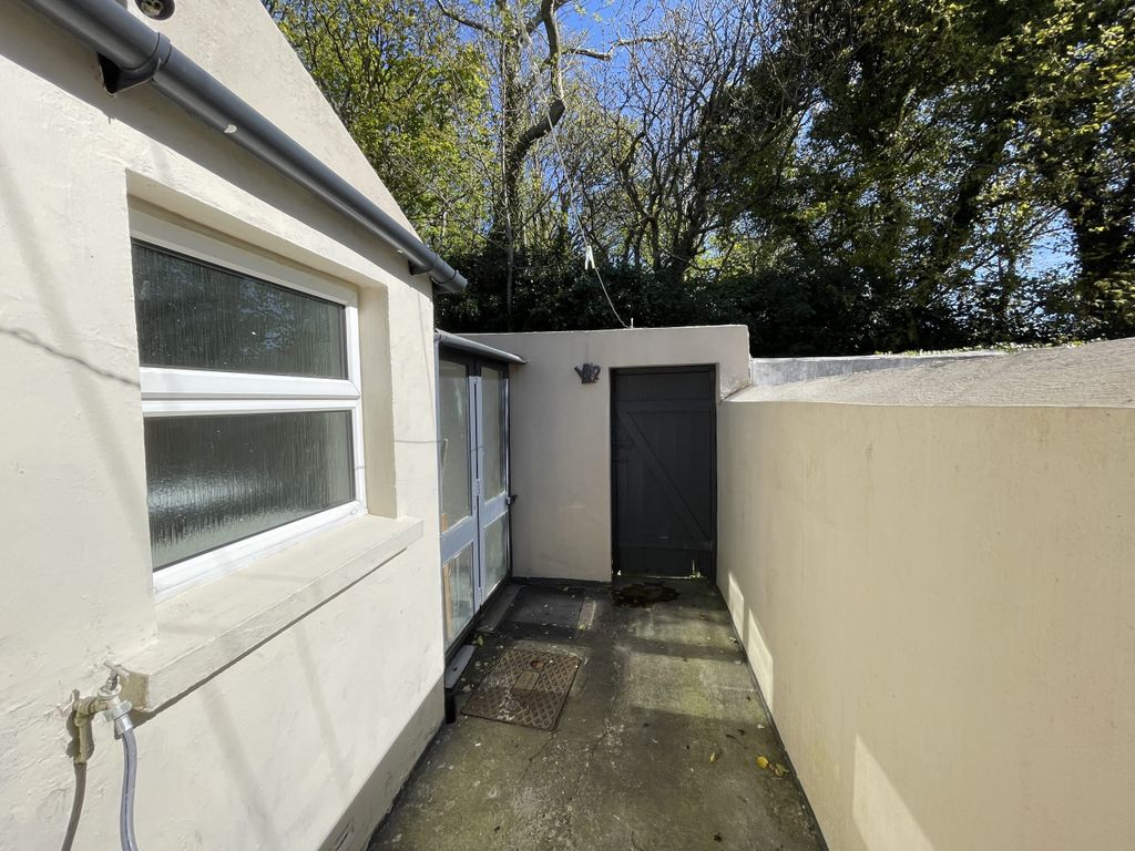 Additional image 13 of 2 bed terraced house to rentLinden Grove, Douglas, Isle Of Man IM2