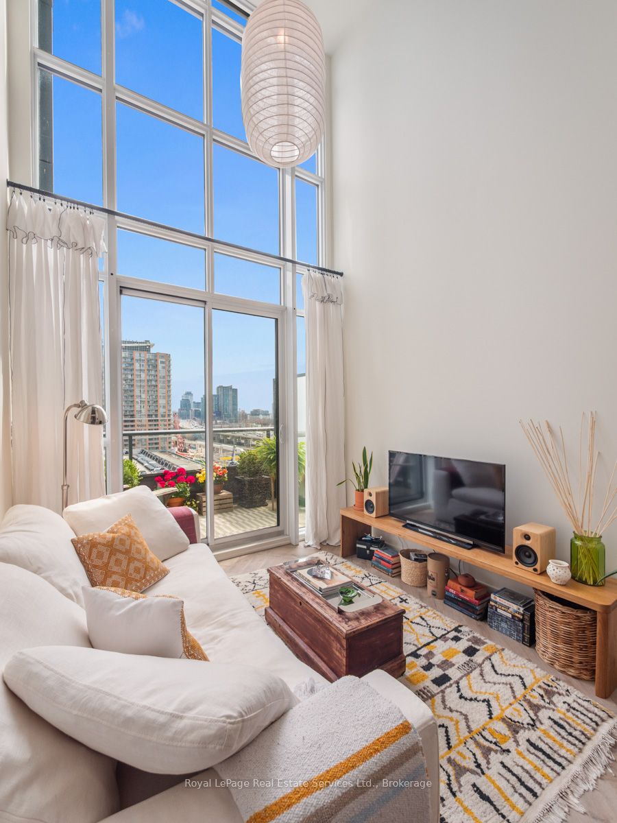 Additional image 4 of 729-5 Hanna Avenue, Toronto, ON, M6K 0B3