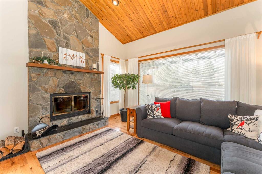Additional image 4 of 803 800 Larch Place, Canmore, AB, T1W 1S4