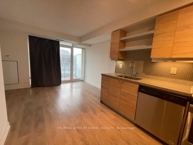 Additional image 3 of 1226-525 Adelaide Street W, Toronto, ON, M5V 0N7