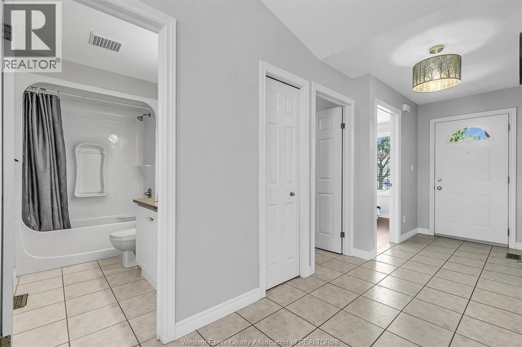 Additional image 4 of 1899 Castleton Avenue, Windsor, ON, N8P1P6