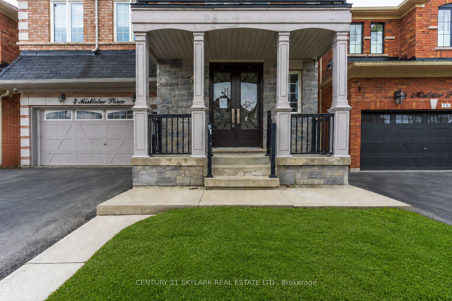 4 Mistletoe Place, Brampton, ON, L6Y 5V1 photo 4