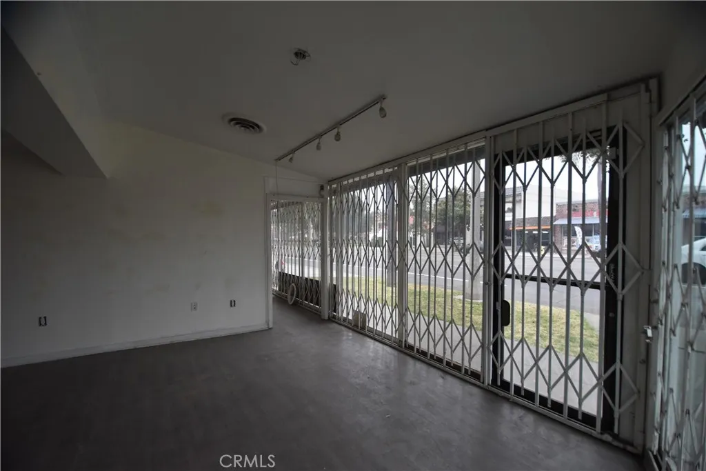 Additional image 17 of 6682 Magnolia Avenue, Riverside, CA 92506