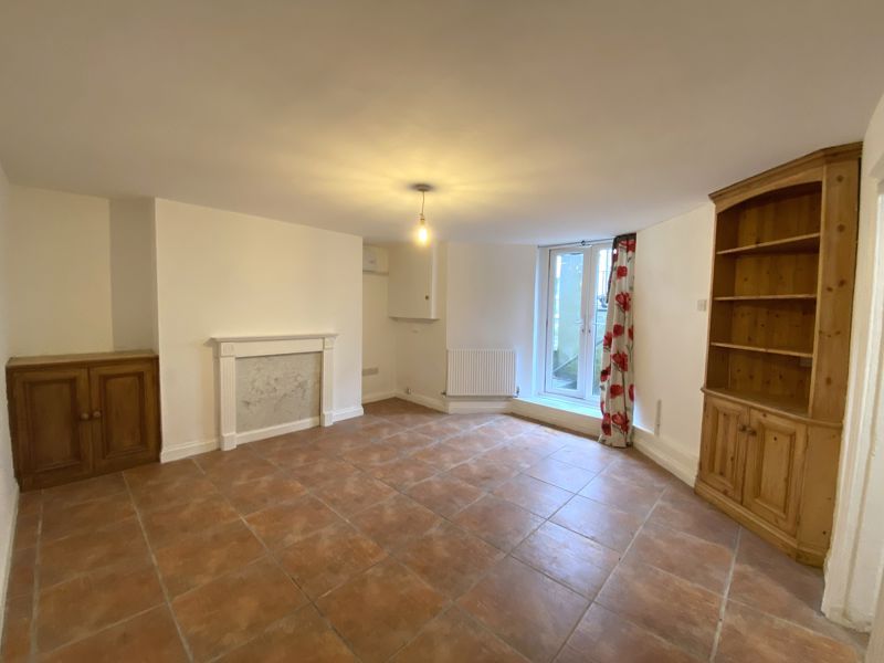 Additional image 3 of 1 bed flat to rentBasement Flat. York Place, Newport NP20