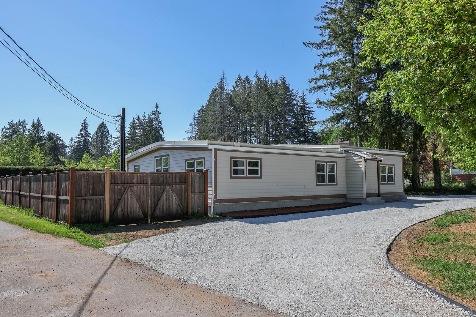 Additional image 3 of 747 Powerhouse Road, Courtenay, BC, V9N 9L1