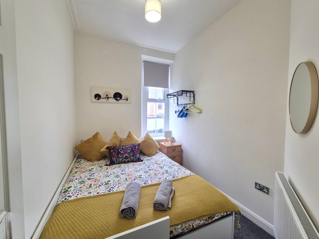Additional image 7 of 3 bed flat to rentBradenham Place, Penarth CF64