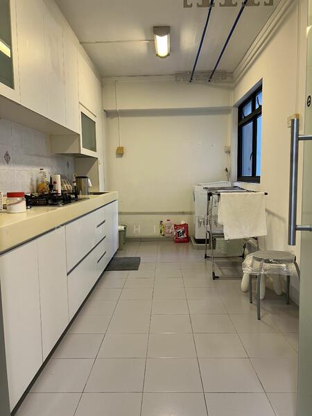 55 Strathmore Avenue photo 4