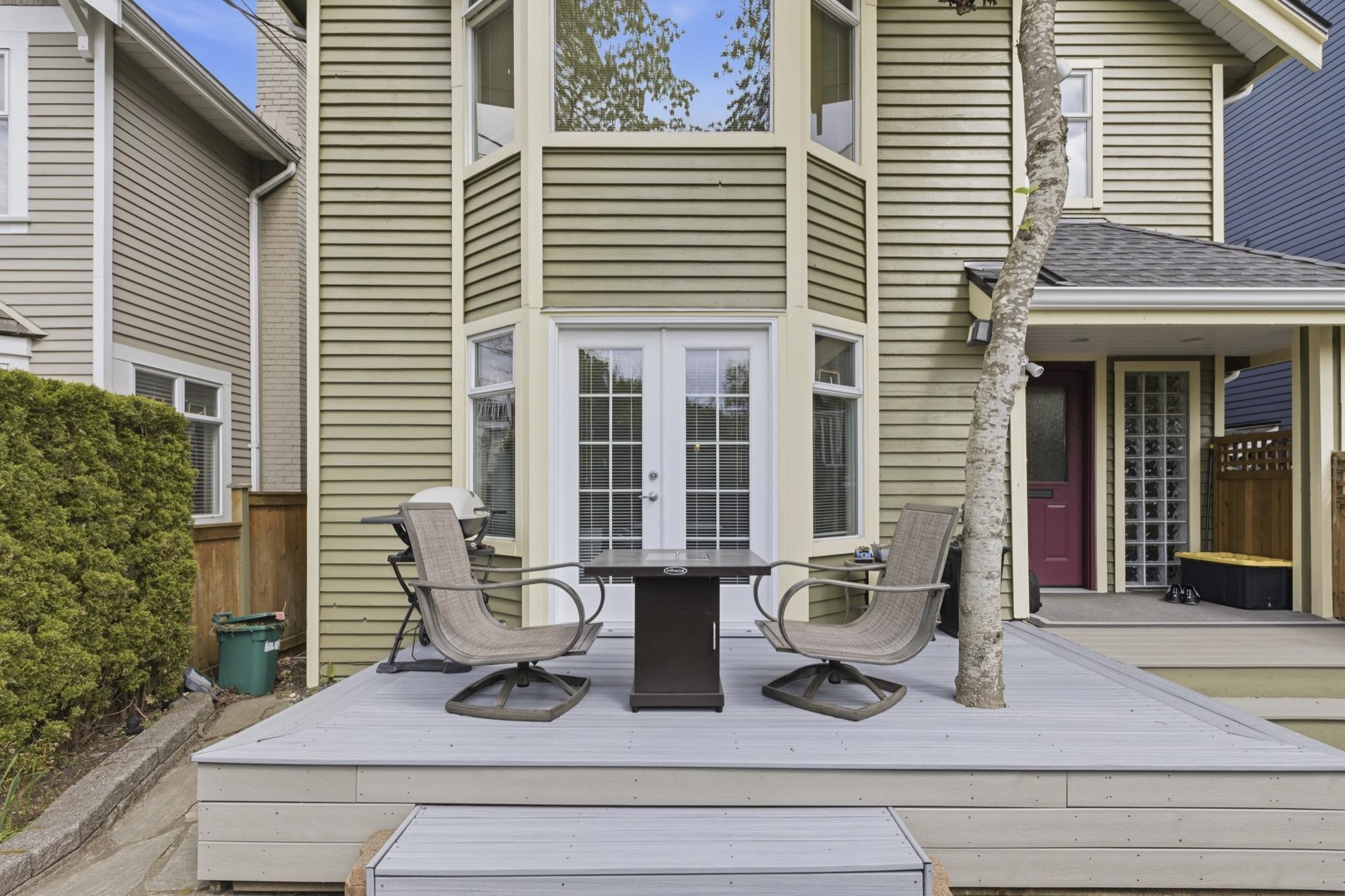 Additional image 3 of 31 15th Avenue W, Vancouver, BC, V5Y 1X7