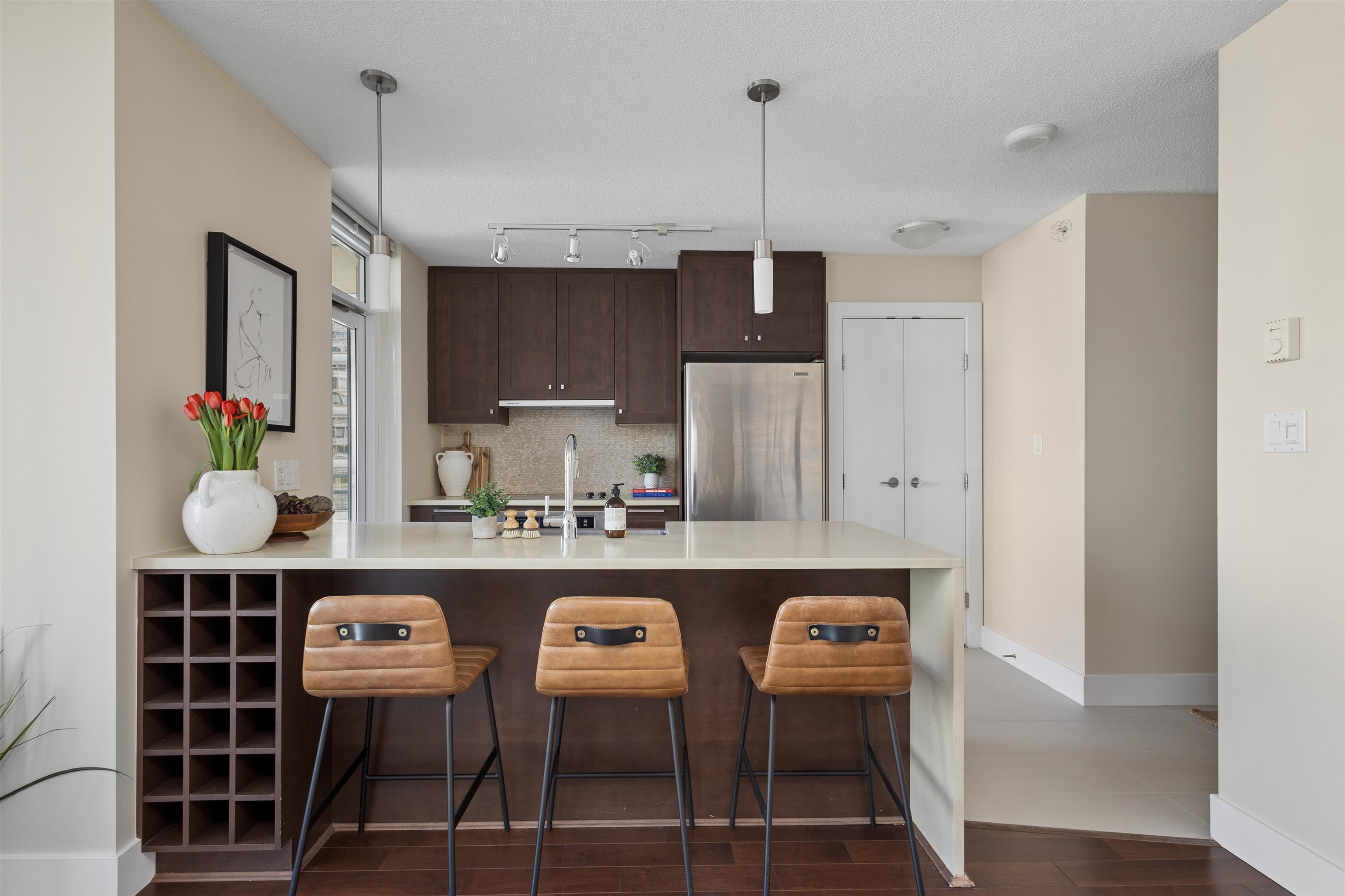 1205-888 Homer Street, Vancouver, BC, V6B 0H7
