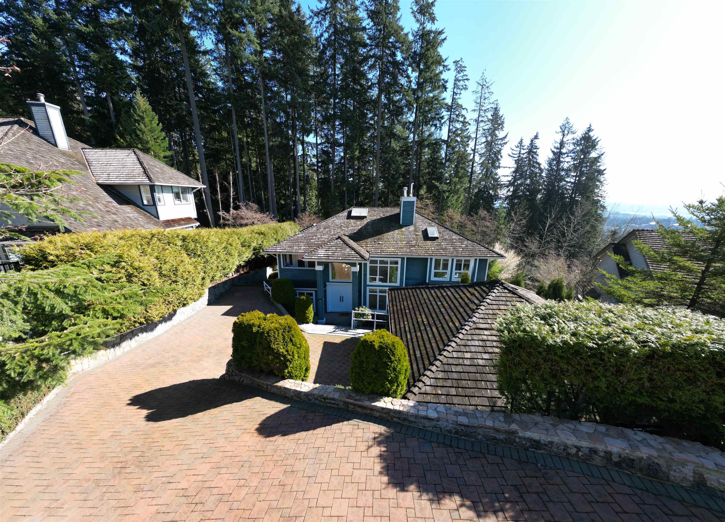 Additional image 2 of 3866 Michener Way, North Vancouver, BC, V7K 3C7