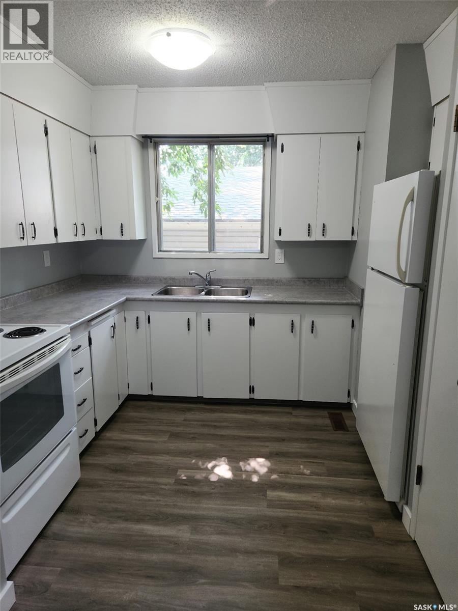 Additional image 6 of 3615-3617 Fairlight Drive, Saskatoon, SK, S7M4L7