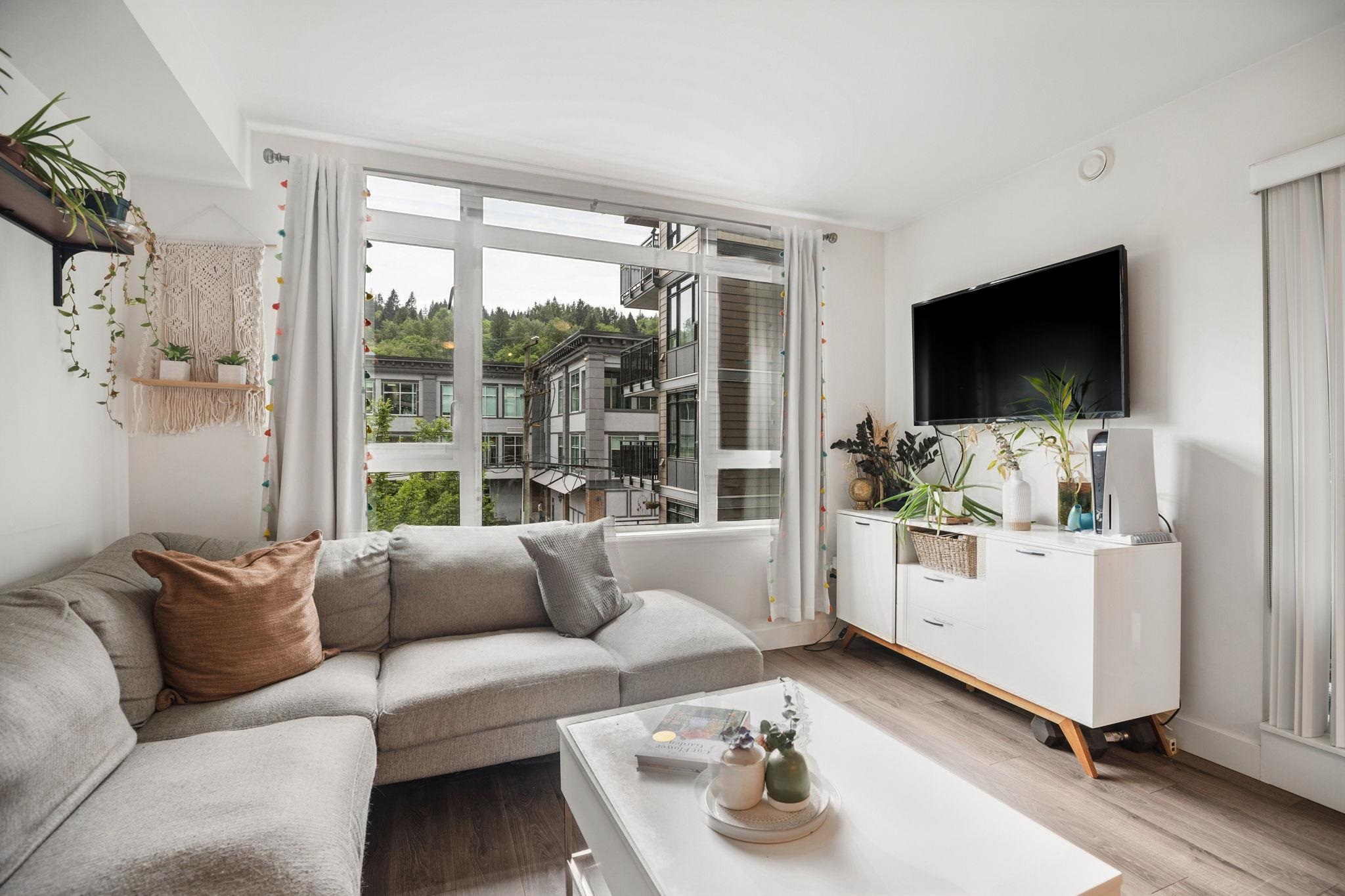 Additional image 3 of 302-2525 Clarke Street, Port Moody, BC, V3H 0J3