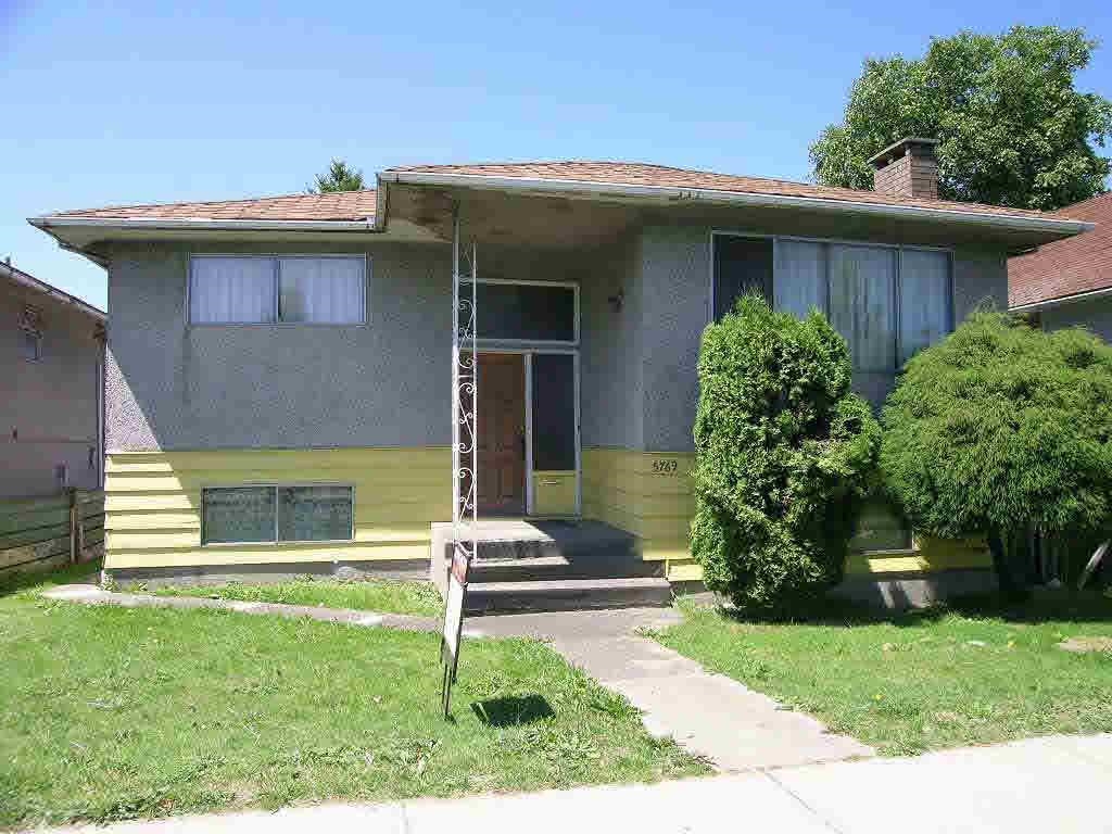 5769 Knight Street Street, Vancouver, BC, V5P 2V4