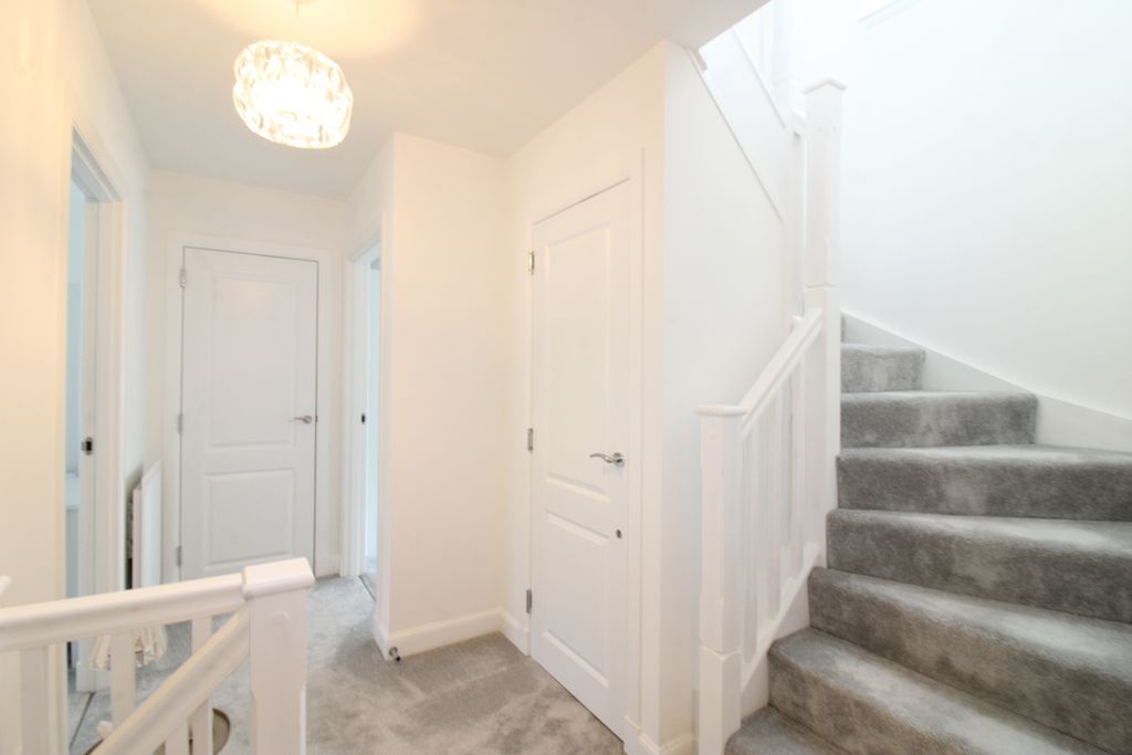 Additional image 15 of 6 bed property to rentKilmelford Drive, Bishopton PA7