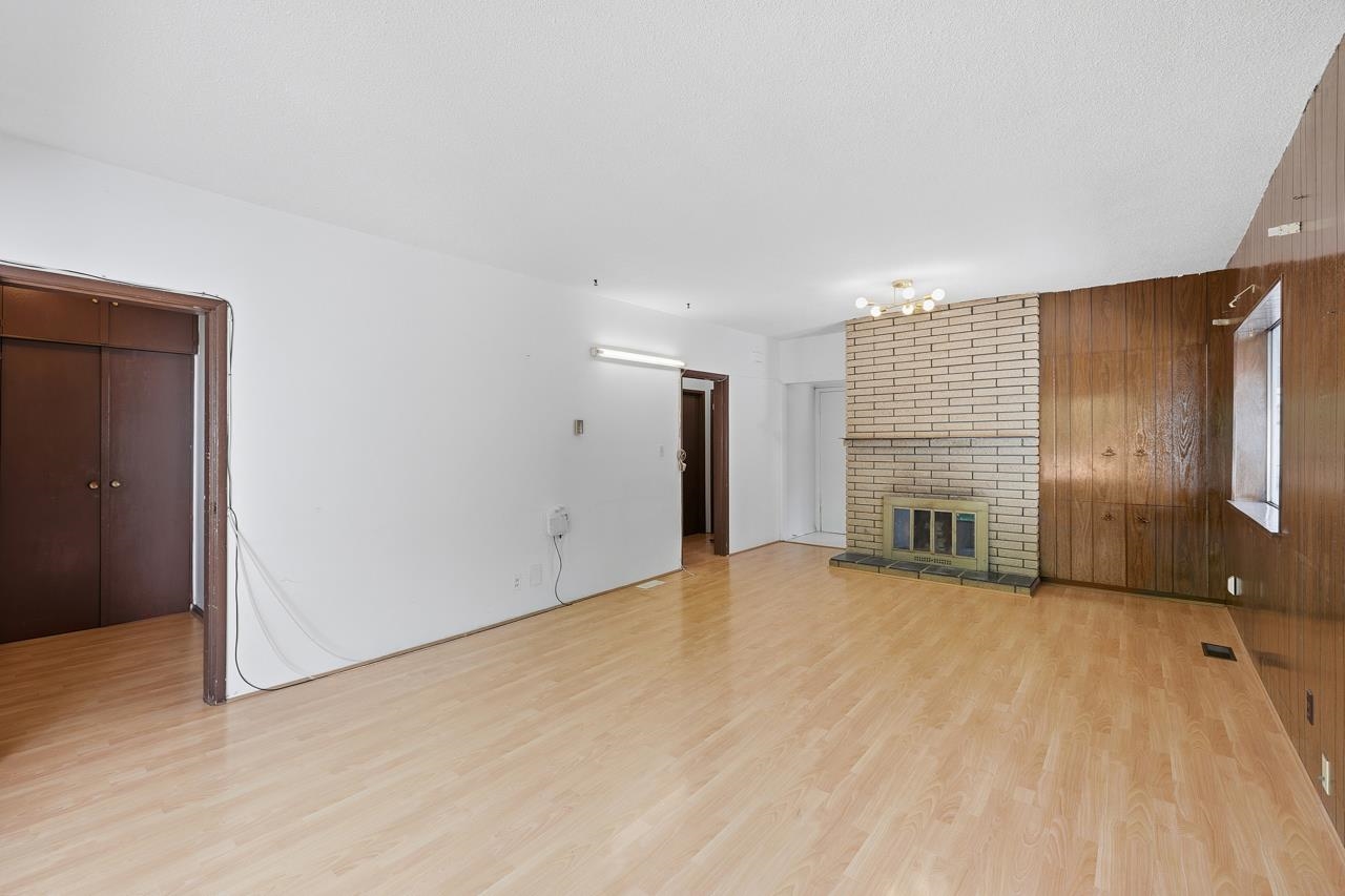Additional image 4 of 1016 18th Avenue E, Vancouver, BC, V5V 1H1