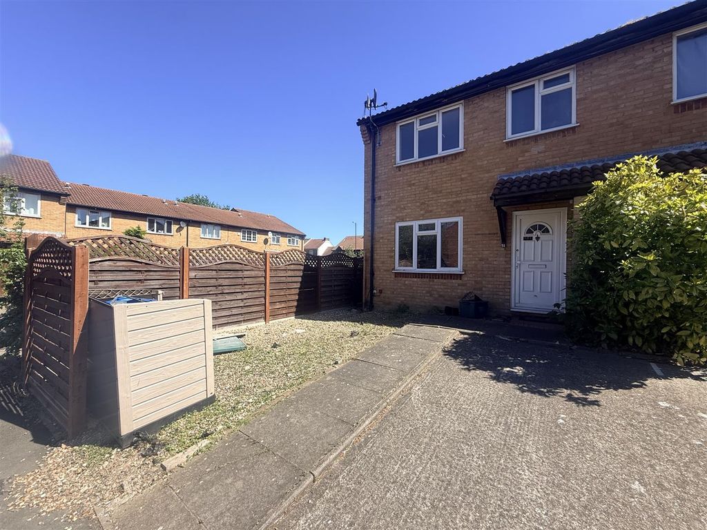 Additional image 10 of 2 bed terraced house to rentHogarth Crescent, London SW19