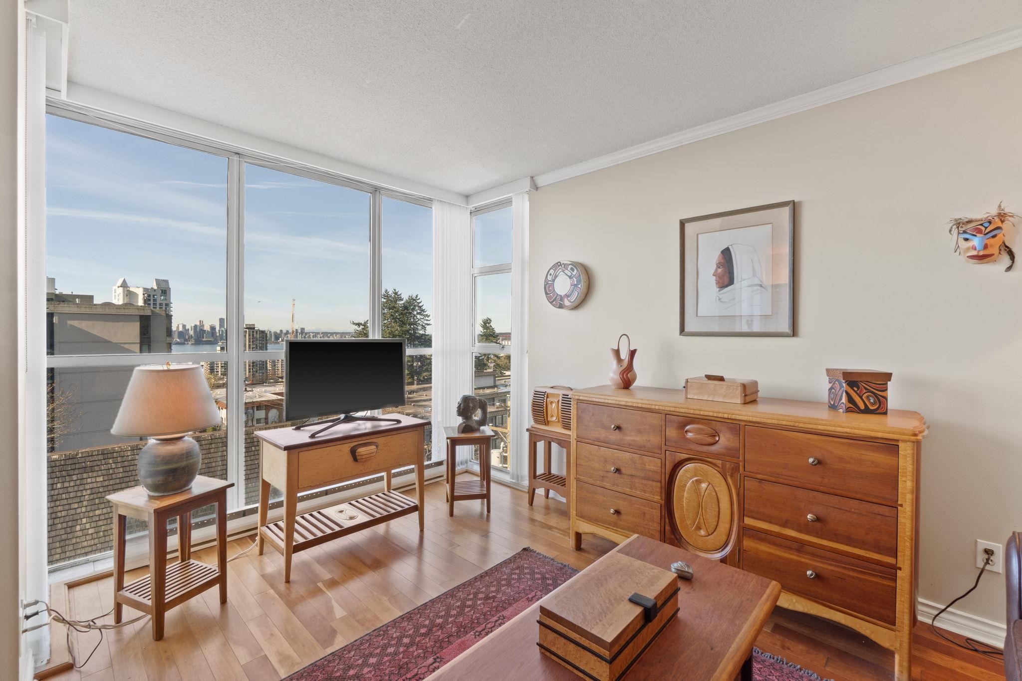 602-567 Lonsdale Avenue, North Vancouver, BC, V7M 2G6