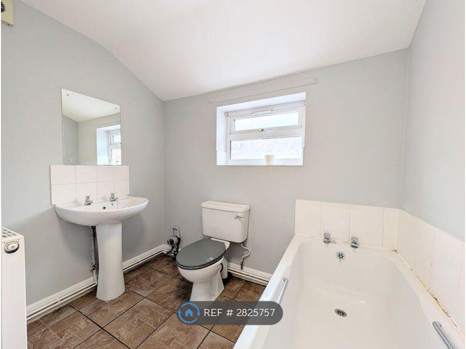 Additional image 9 of 3 bed terraced house to rentMontague St, Cleethorpes DN35