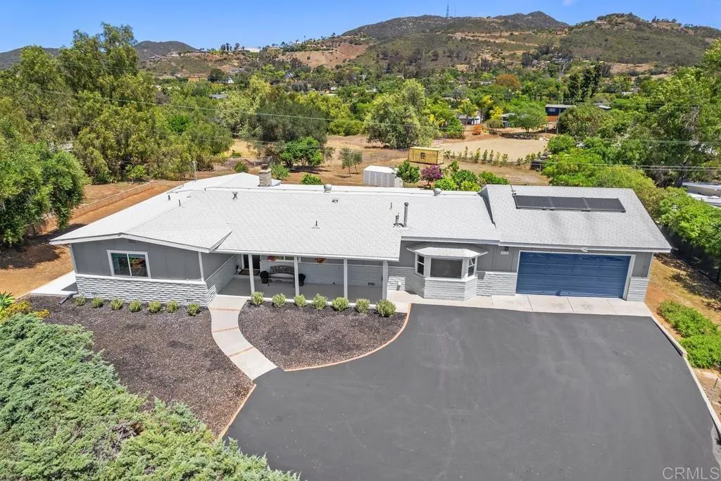 Additional image 33 of 2194 Foothill Drive, Vista, CA 92084