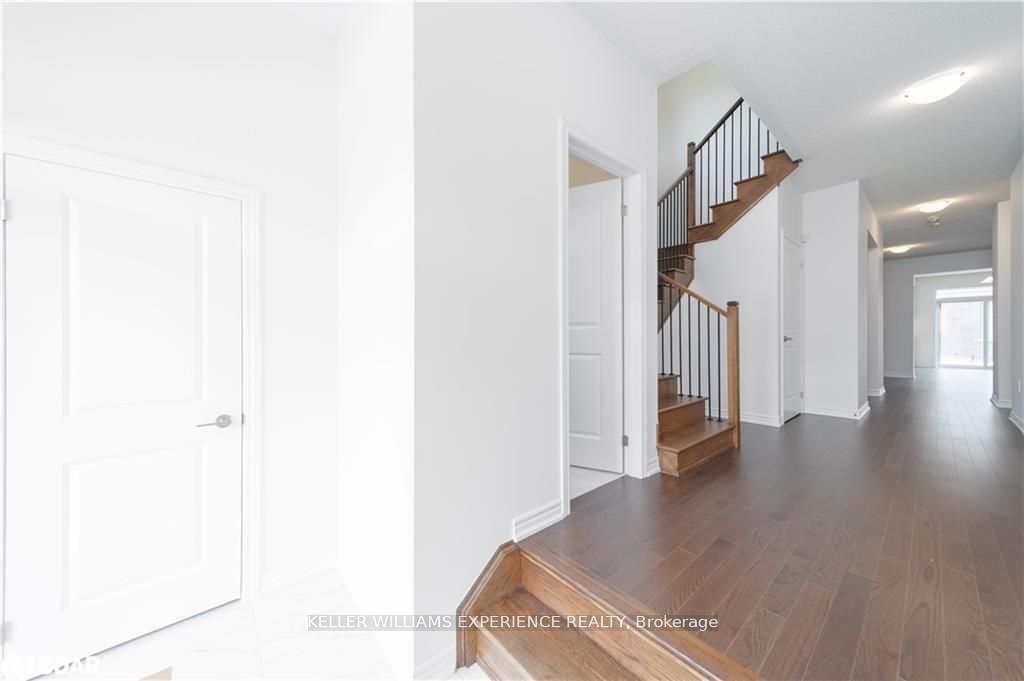 Additional image 2 of 60 Gemini Drive, Barrie, ON, L9J 0C3