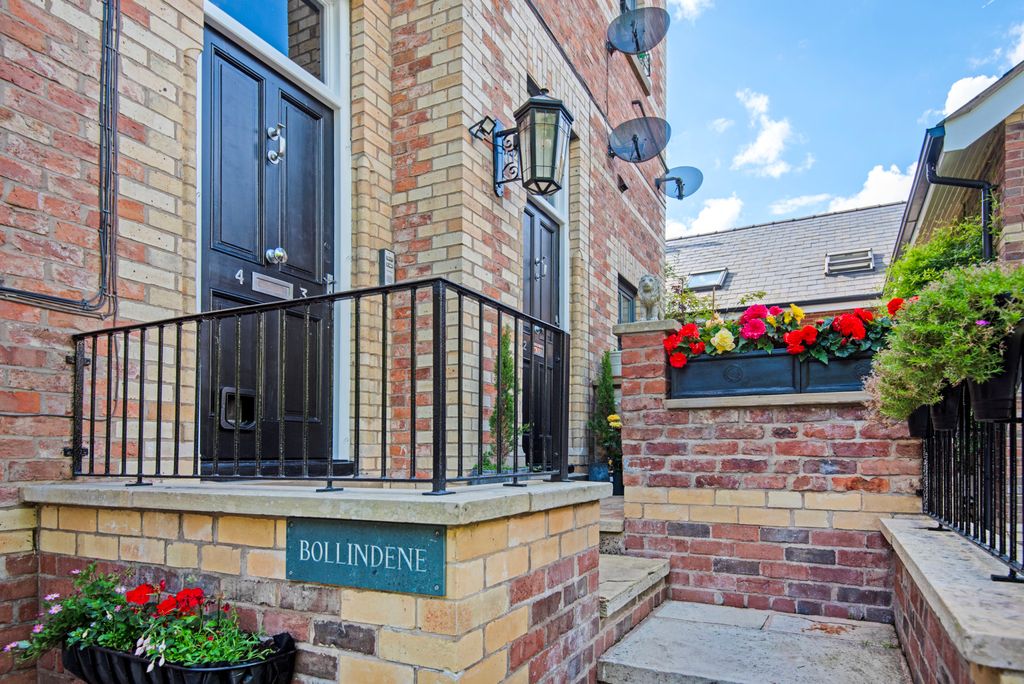Additional image 14 of 2 bed flat for saleDaveylands, Wilmslow, Cheshire SK9