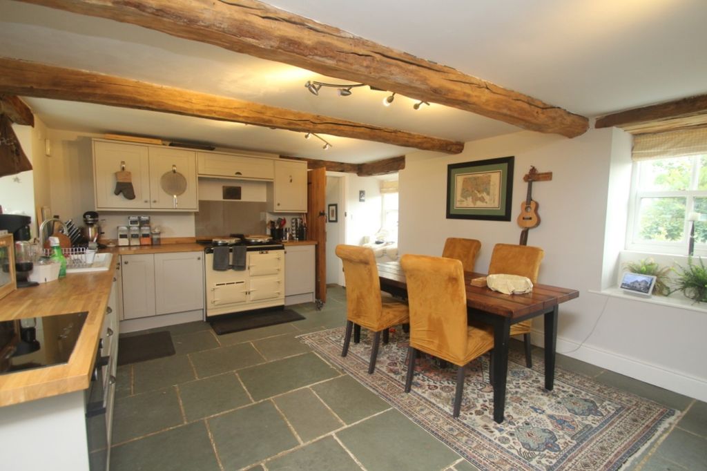 Additional image 3 of 4 bed detached house to rentHarewell Lane, Dacre Banks, Harrogate, North Yorkshire HG3