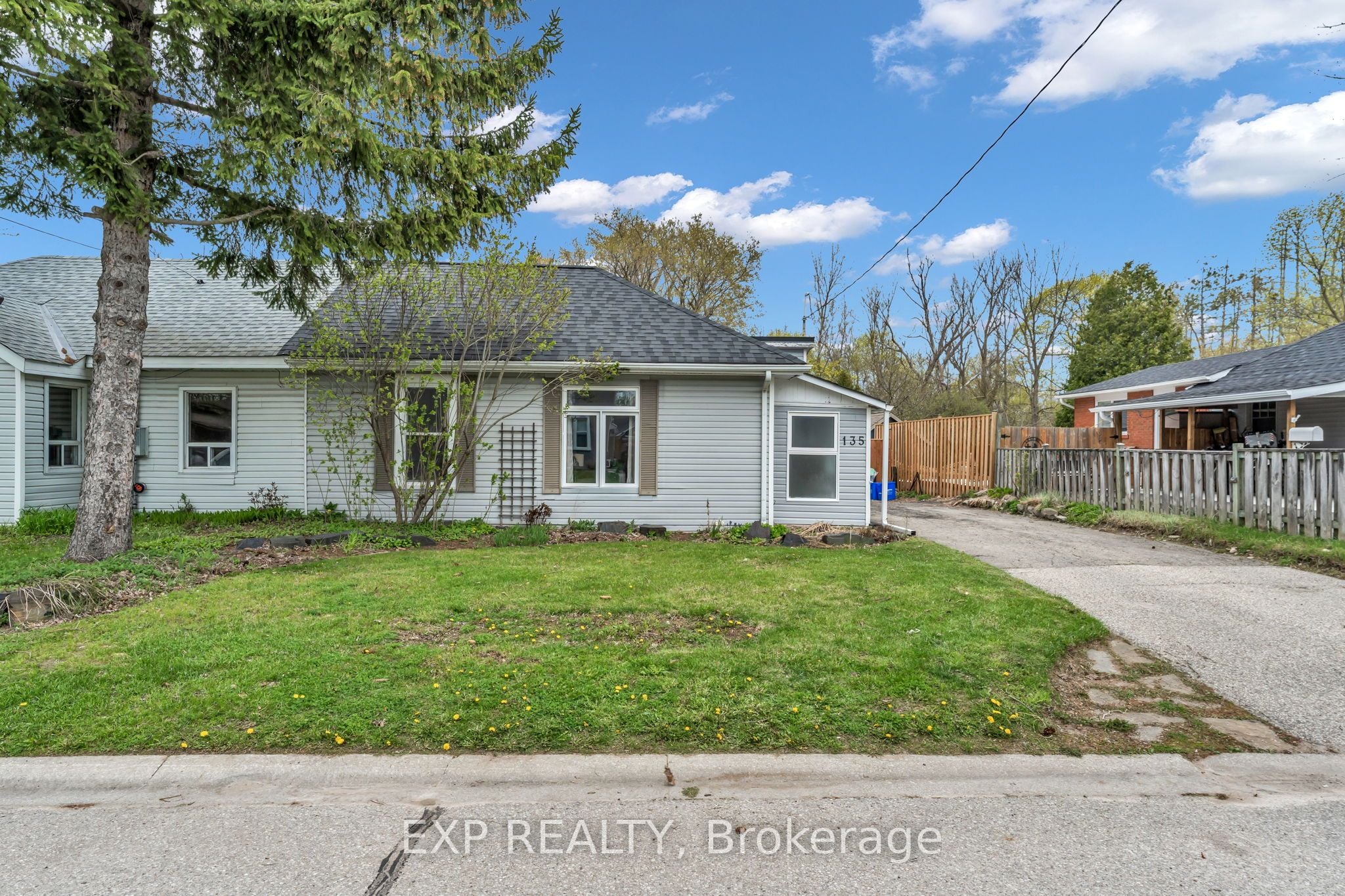 135 Poplar Avenue, Halton Hills, ON, L7J 2E3