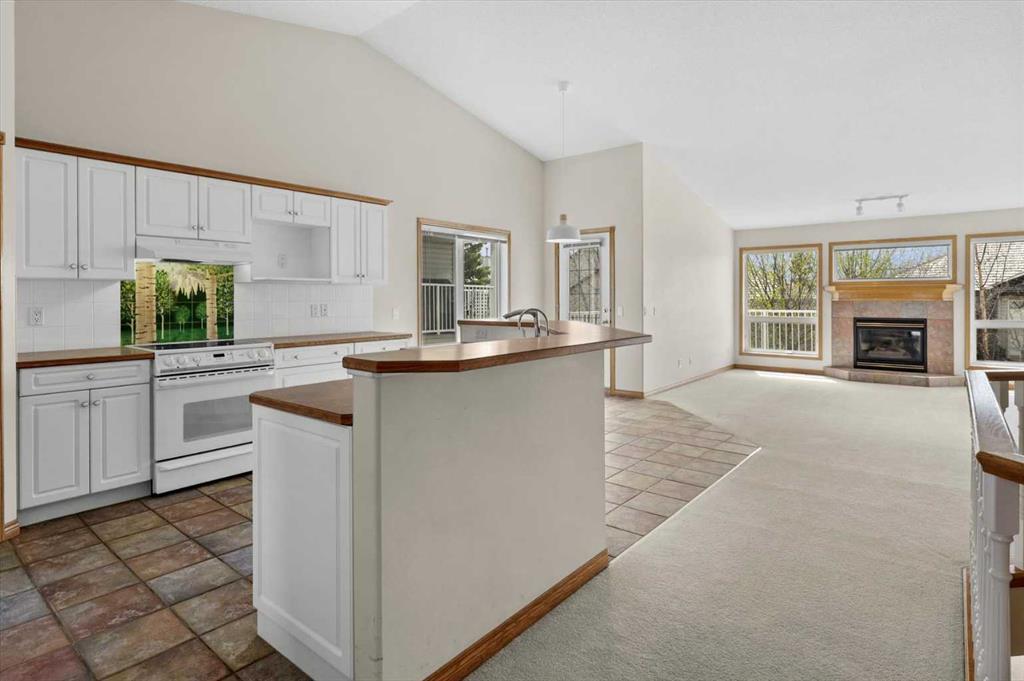 Additional image 5 of 122 Rocky Ridge Villas NW, Calgary, AB, T3G 4R3