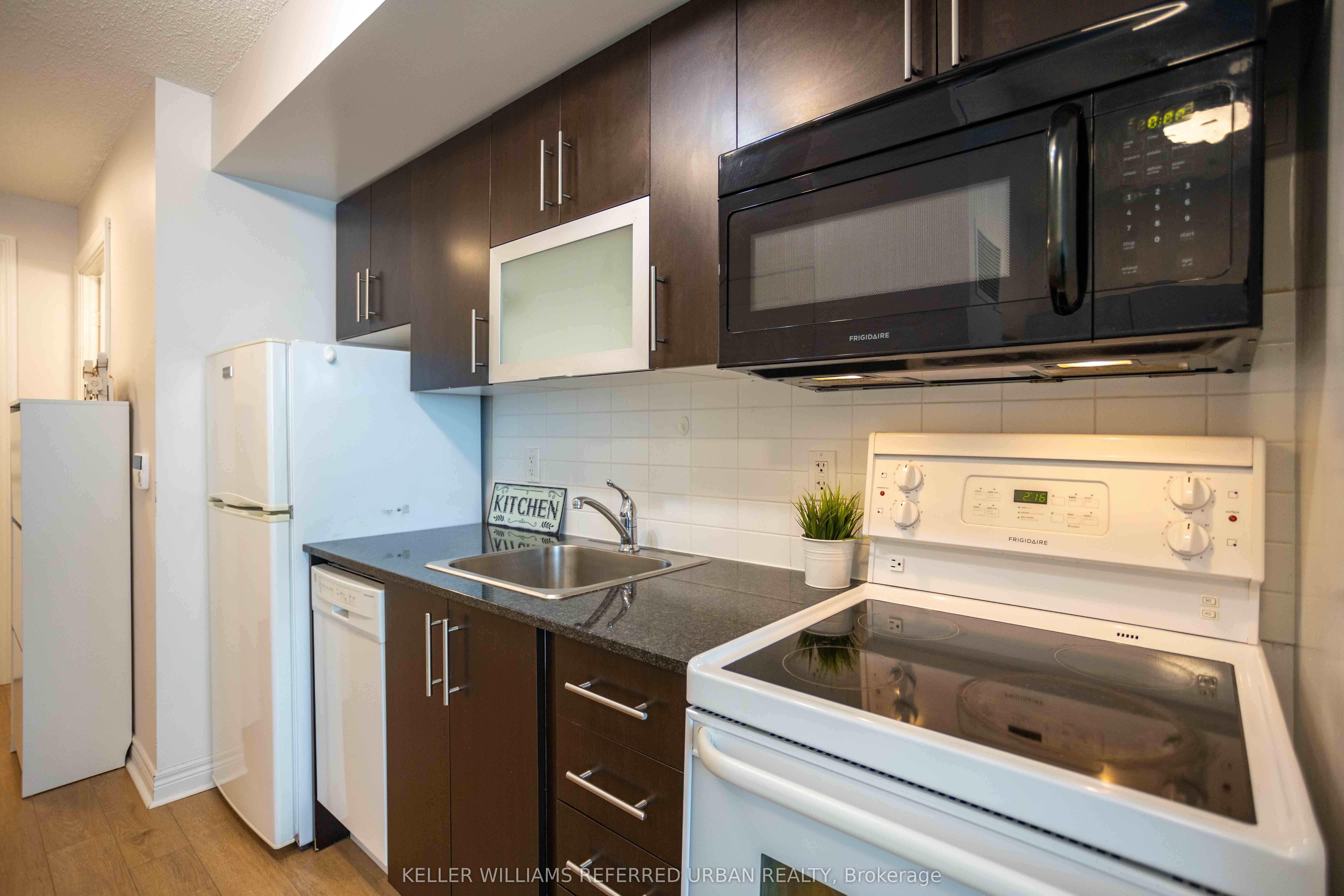 Additional image 3 of 1107-50 Town Centre Court, Toronto, ON, M1P 4Y7