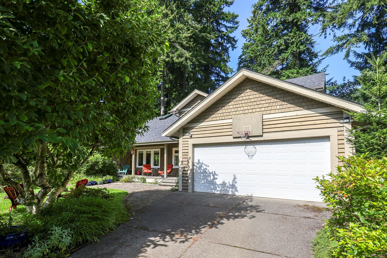 Additional image 3 of 789 3rd Street, Courtenay, BC, V9N 1E9