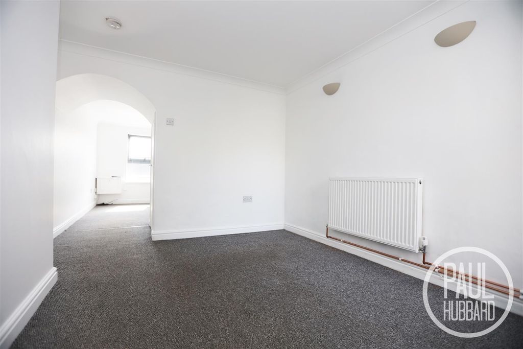 Additional image 3 of 3 bed terraced house to rentEastern Way, Lowestoft NR32