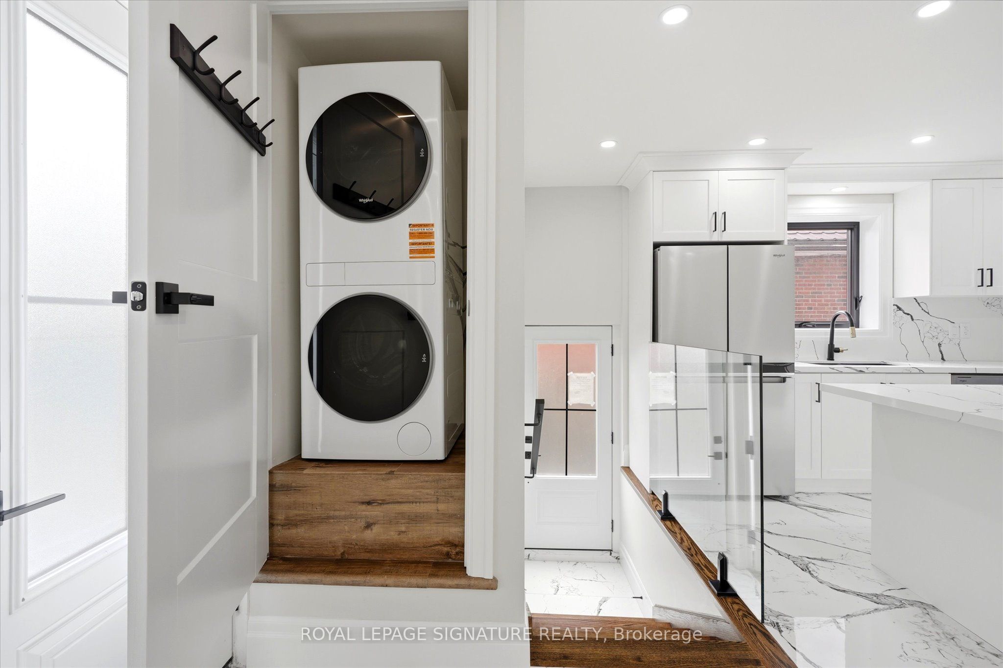24 Treeview Drive, Toronto, ON, M8W 4B9 photo 5