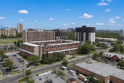 Additional image 8 of 126-10 Eddystone Avenue, Toronto, ON, M3N 2T2