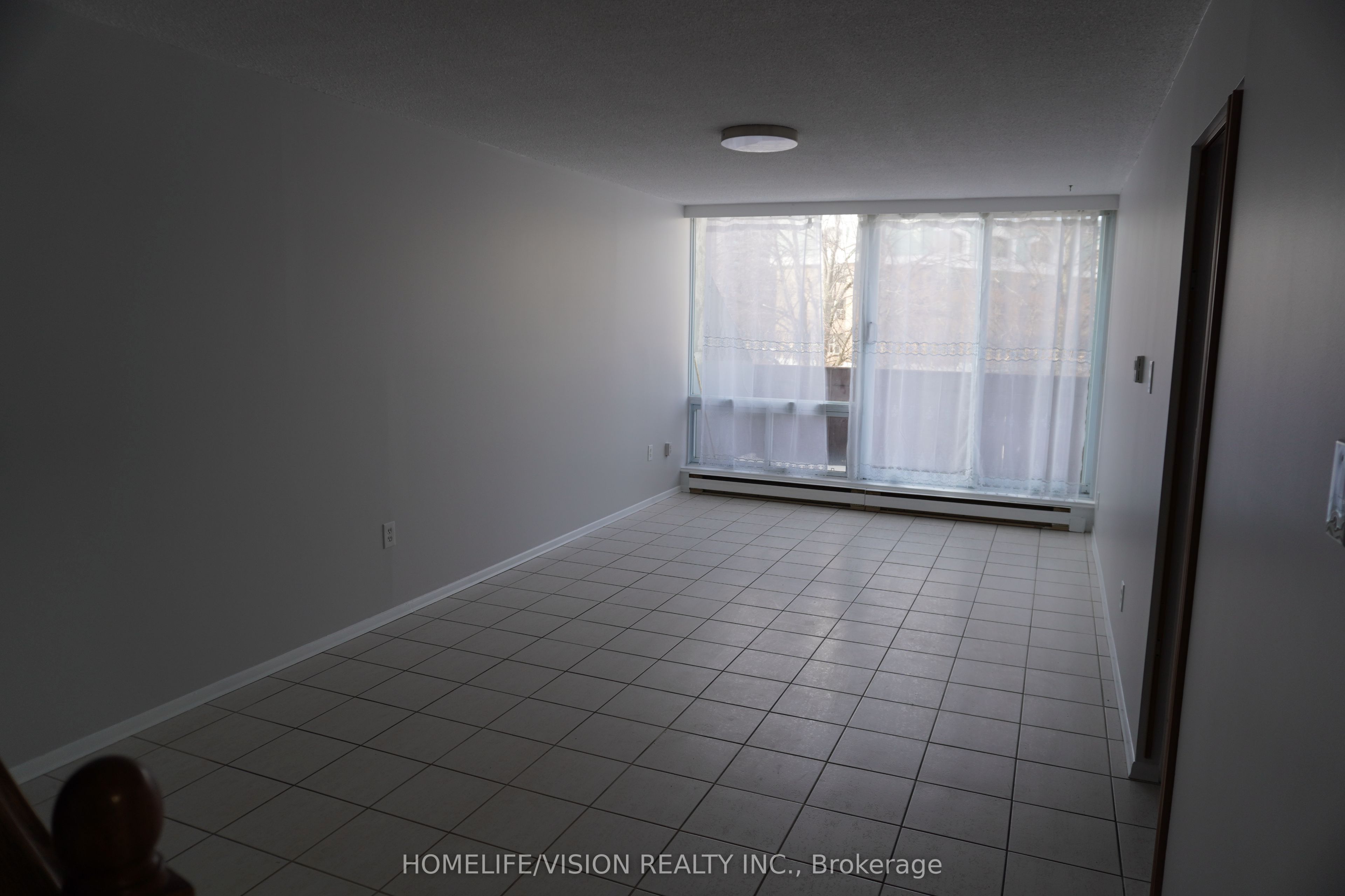 217-3765 Sheppard Avenue E, Toronto, ON, M1T 3R7