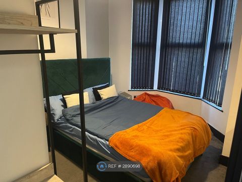 Birstall Road, Liverpool L6, Room to rent