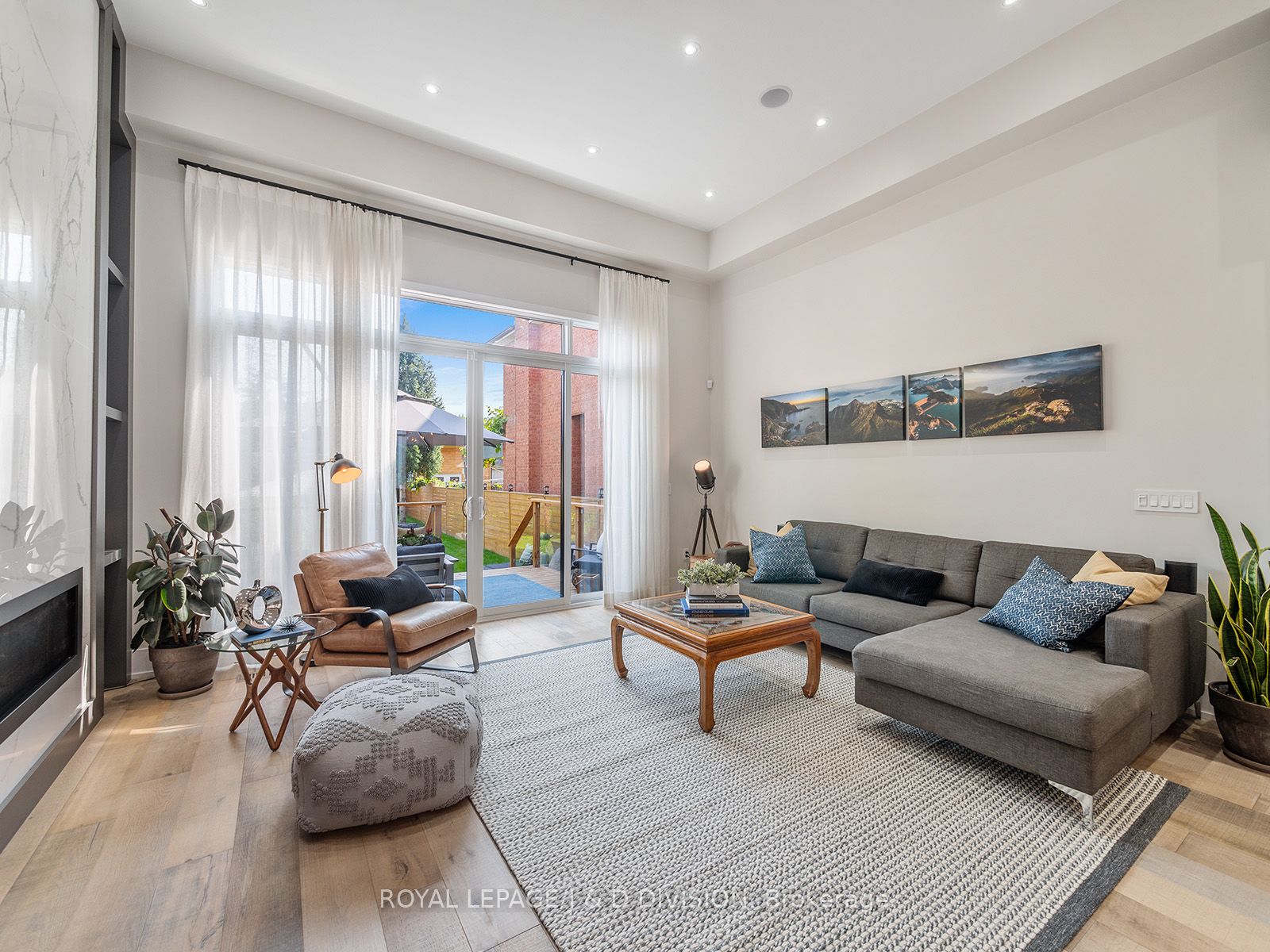 Additional image 4 of 221 Virginia Avenue, Toronto, ON, M4C 2T6