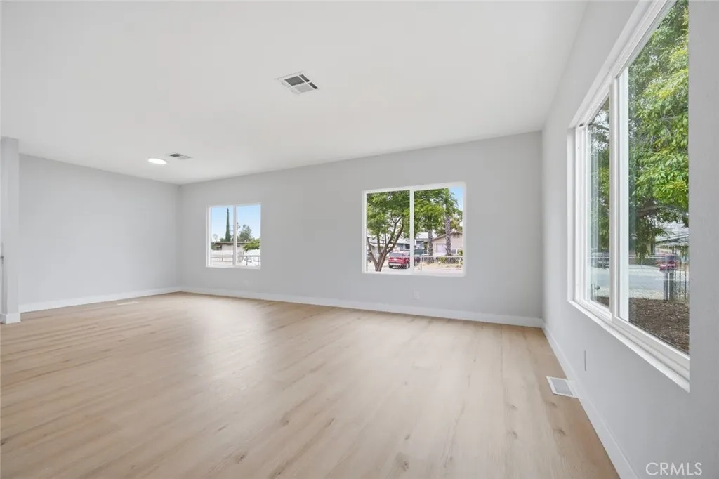 Additional image 5 of 27615 Harrison Ave, Menifee, CA 92585