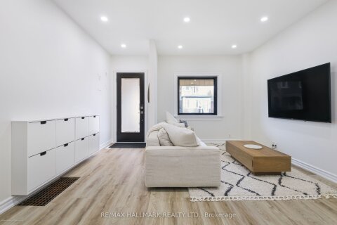 Additional image 7 of Main & Secon-208 Cedarvale Avenue, Toronto, ON, M4C 4K2