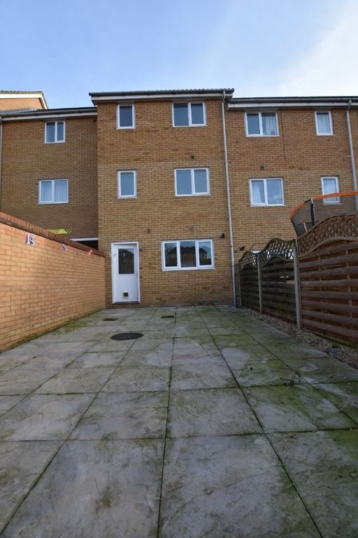 Additional image 17 of 4 bed terraced house to rentLakeview Way, Hampton, Peterborough PE7