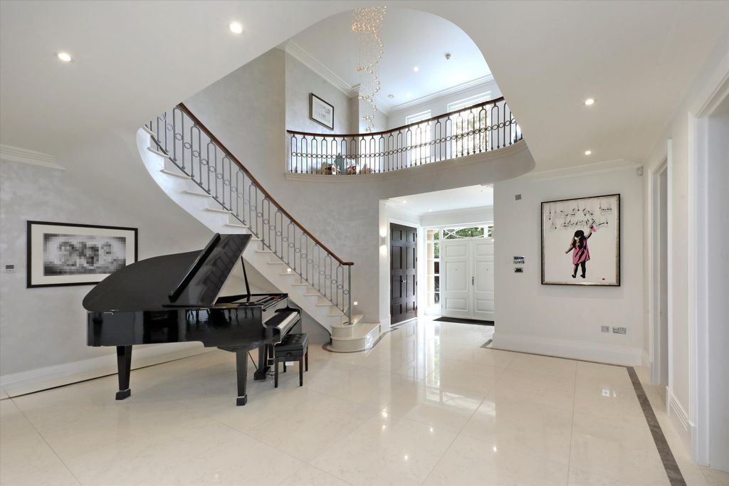 Additional image 5 of 8 bed detached house for saleMonks Close, Ascot, Berkshire SL5