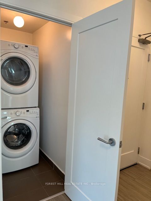 Additional image 5 of 2203-310 Tweedsmuir Avenue, Toronto, ON, M5P 2Y2