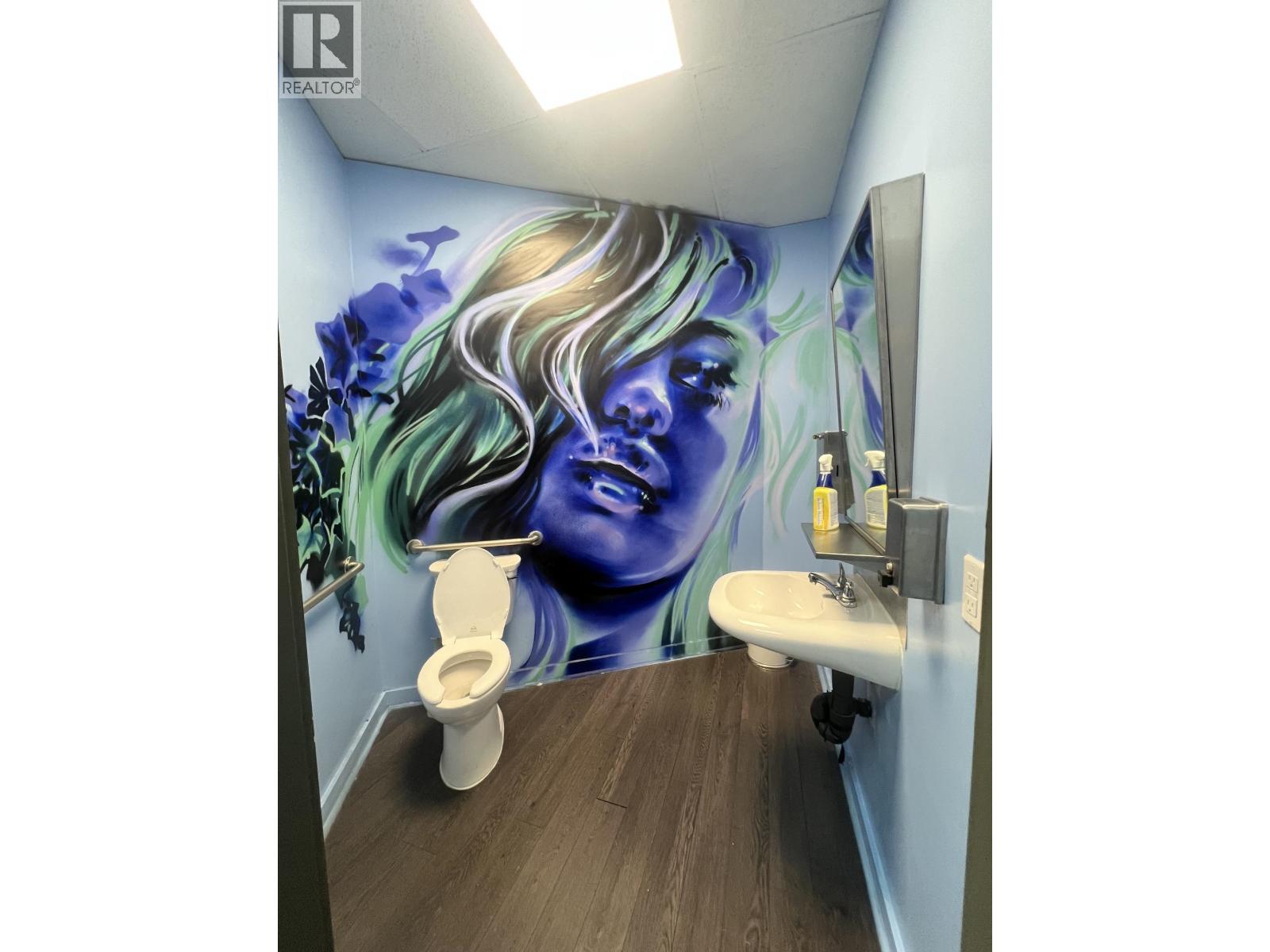 1948 Kingsway , Vancouver, BC, V5N2S9