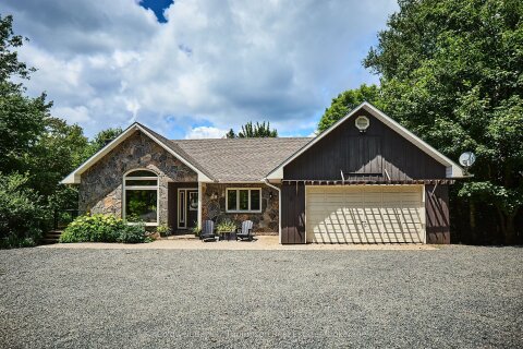 Additional image 8 of 440 Chub Lake Road, Huntsville, ON, P1H 2J3