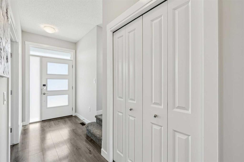 Additional image 2 of 288 Lucas Avenue, Calgary, AB, T3P 1N3