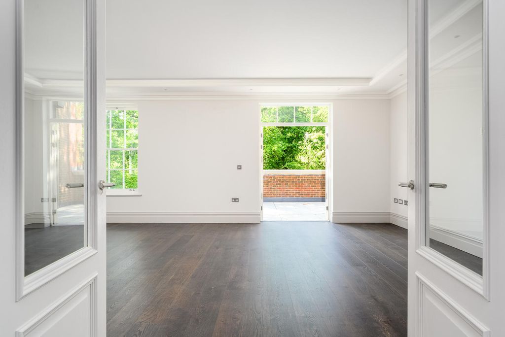 Additional image 4 of 2 bed flat to rentLondon Road, Sunningdale SL5