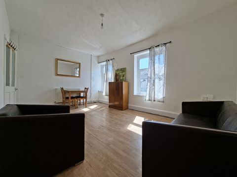 Clifton Street, Splott CF24